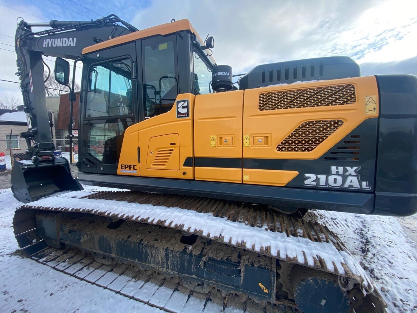 New Hyundai HX210AL Tracked Excavator gallery view 2