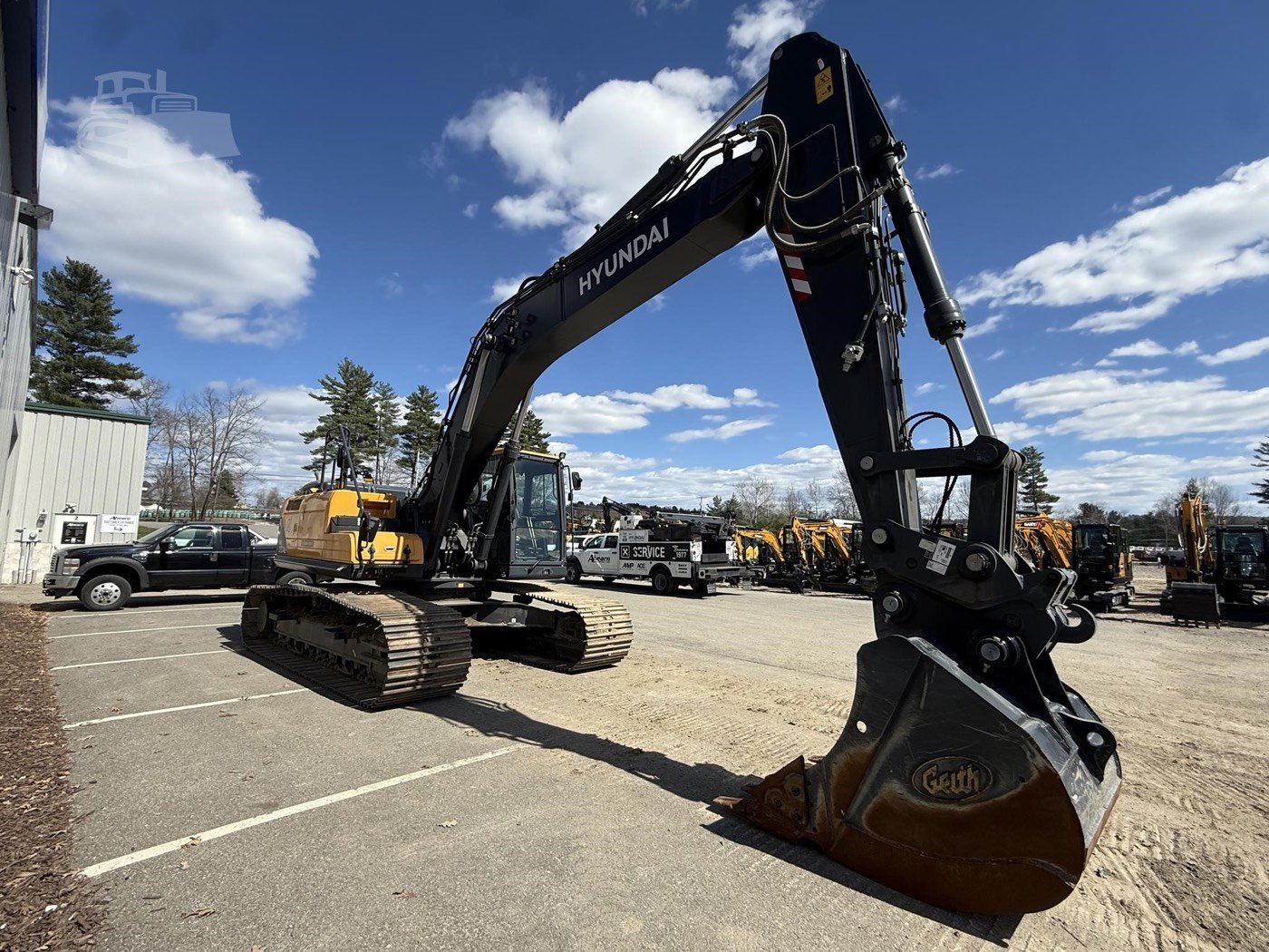 New Hyundai HX300AL Tracked Excavator gallery view 5