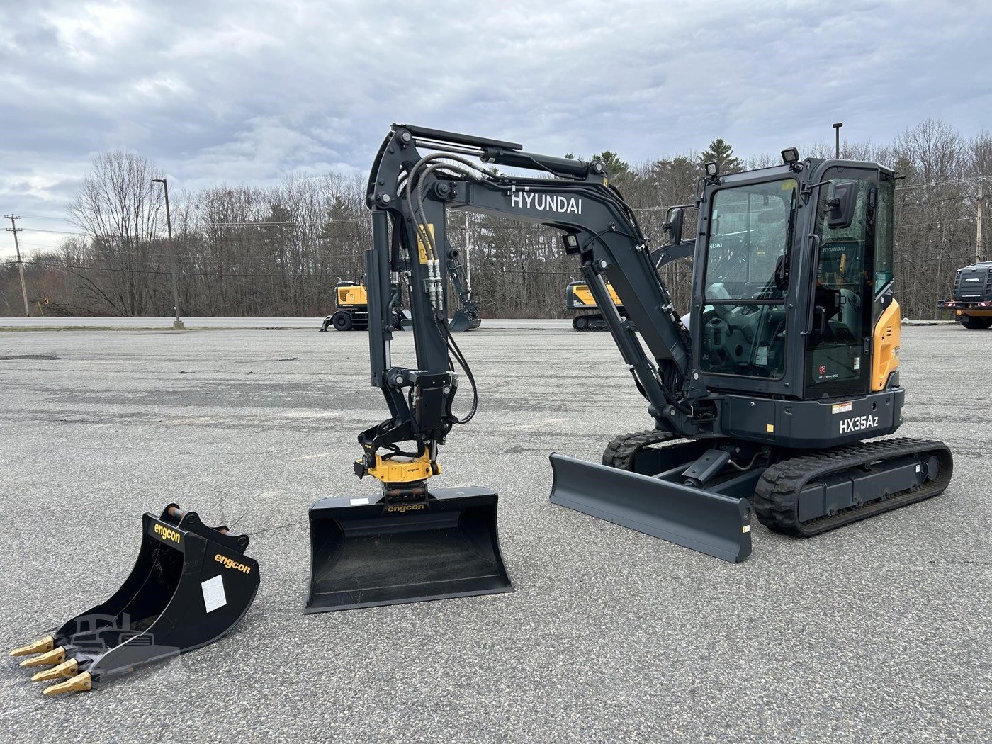 New Hyundai HX35AZ Mini Excavator