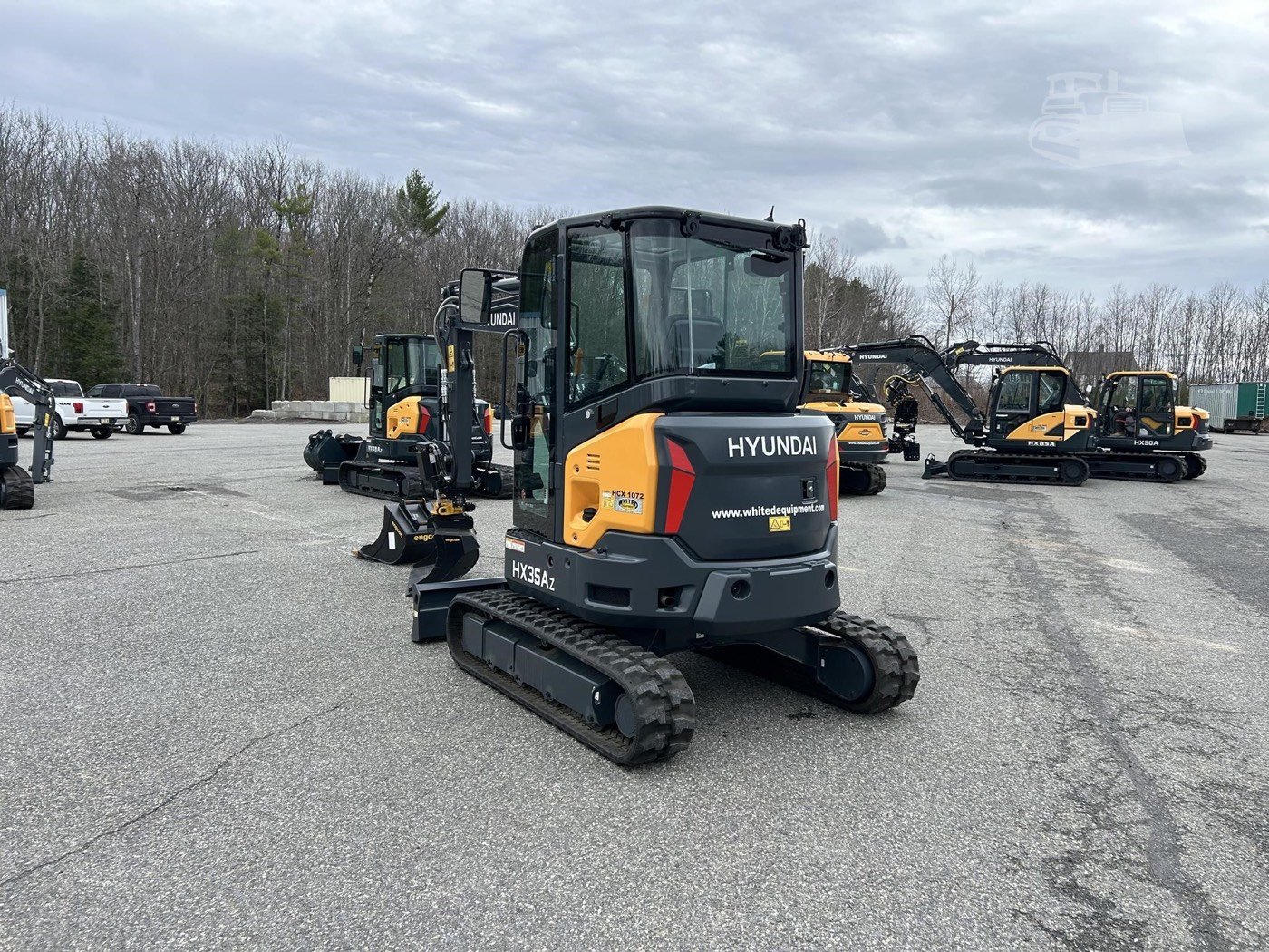 New Hyundai HX35AZ Mini Excavator gallery view 3