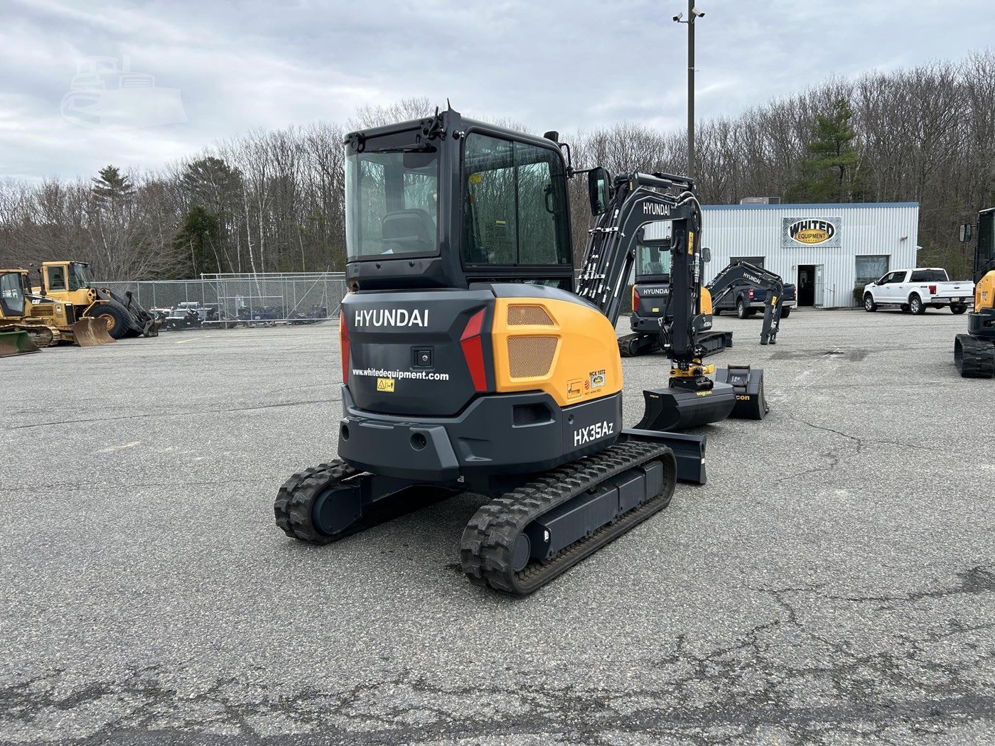 New Hyundai HX35AZ Mini Excavator gallery view 5