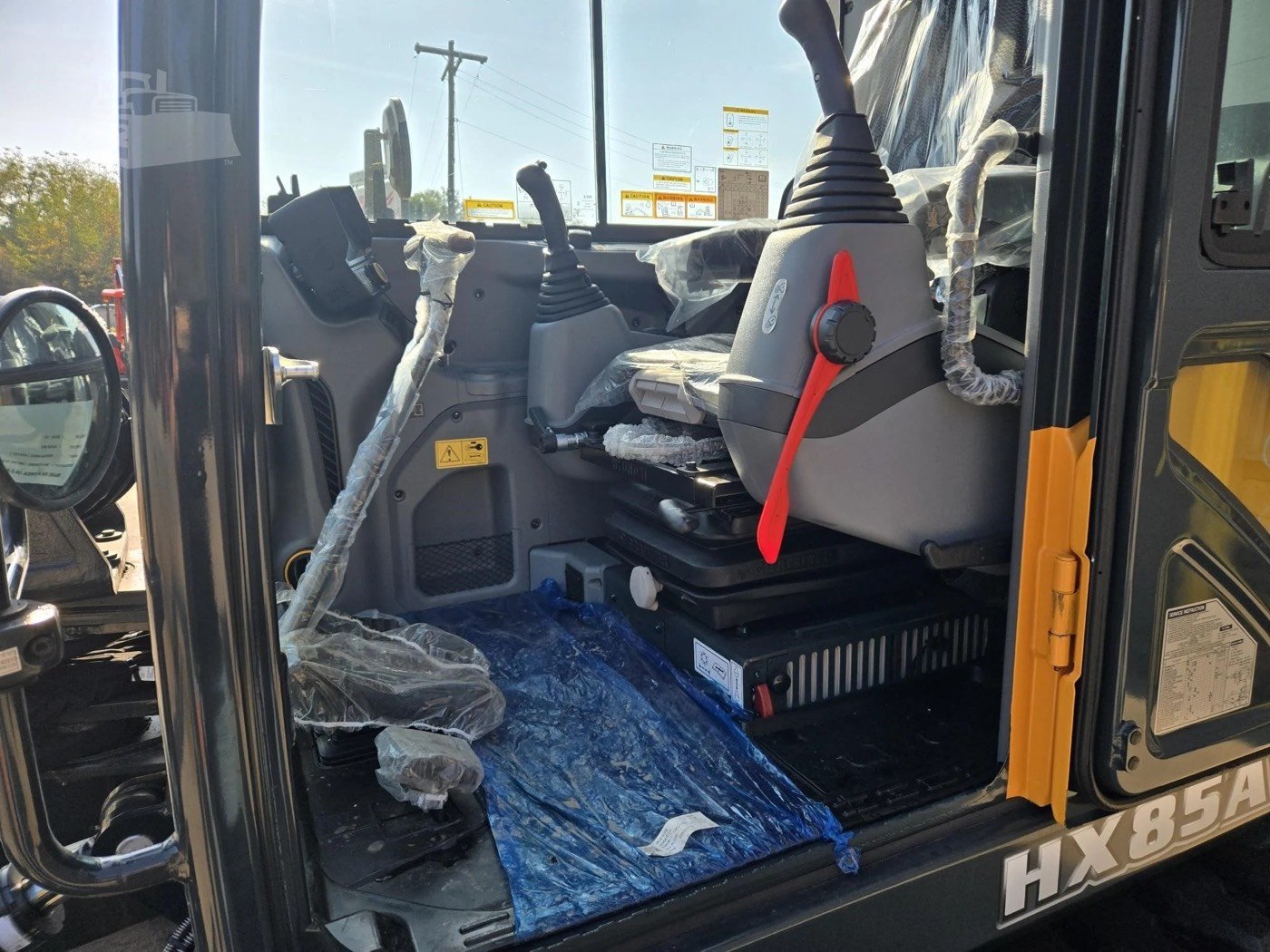 New Hyundai HX85A Compact Excavator gallery view 8
