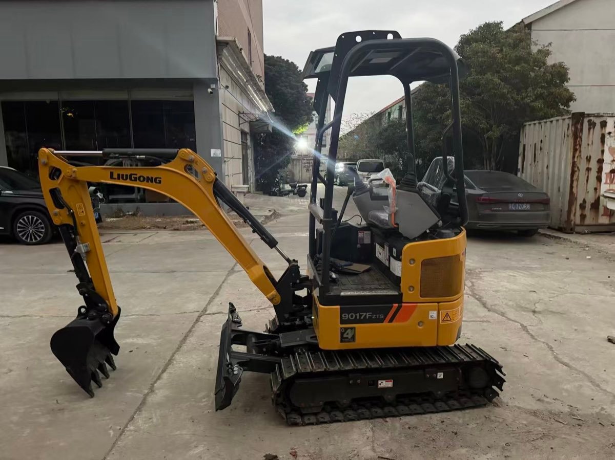 New LiuGong 9017FZTS Mini Excavator