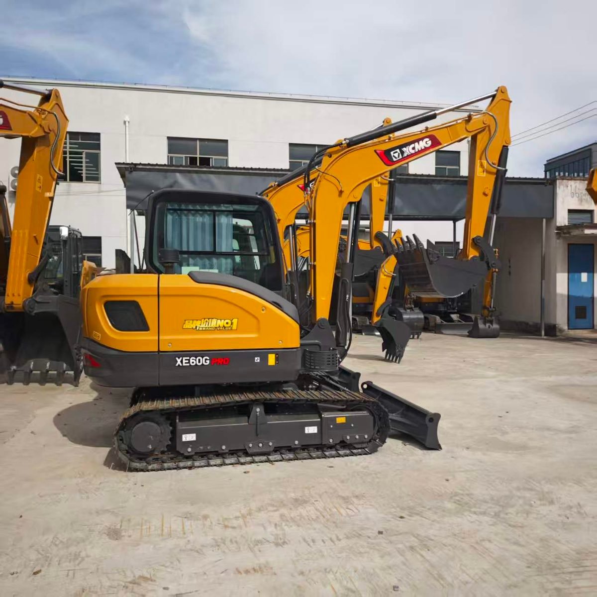 New XCMG XE60 Pro Mini Excavator