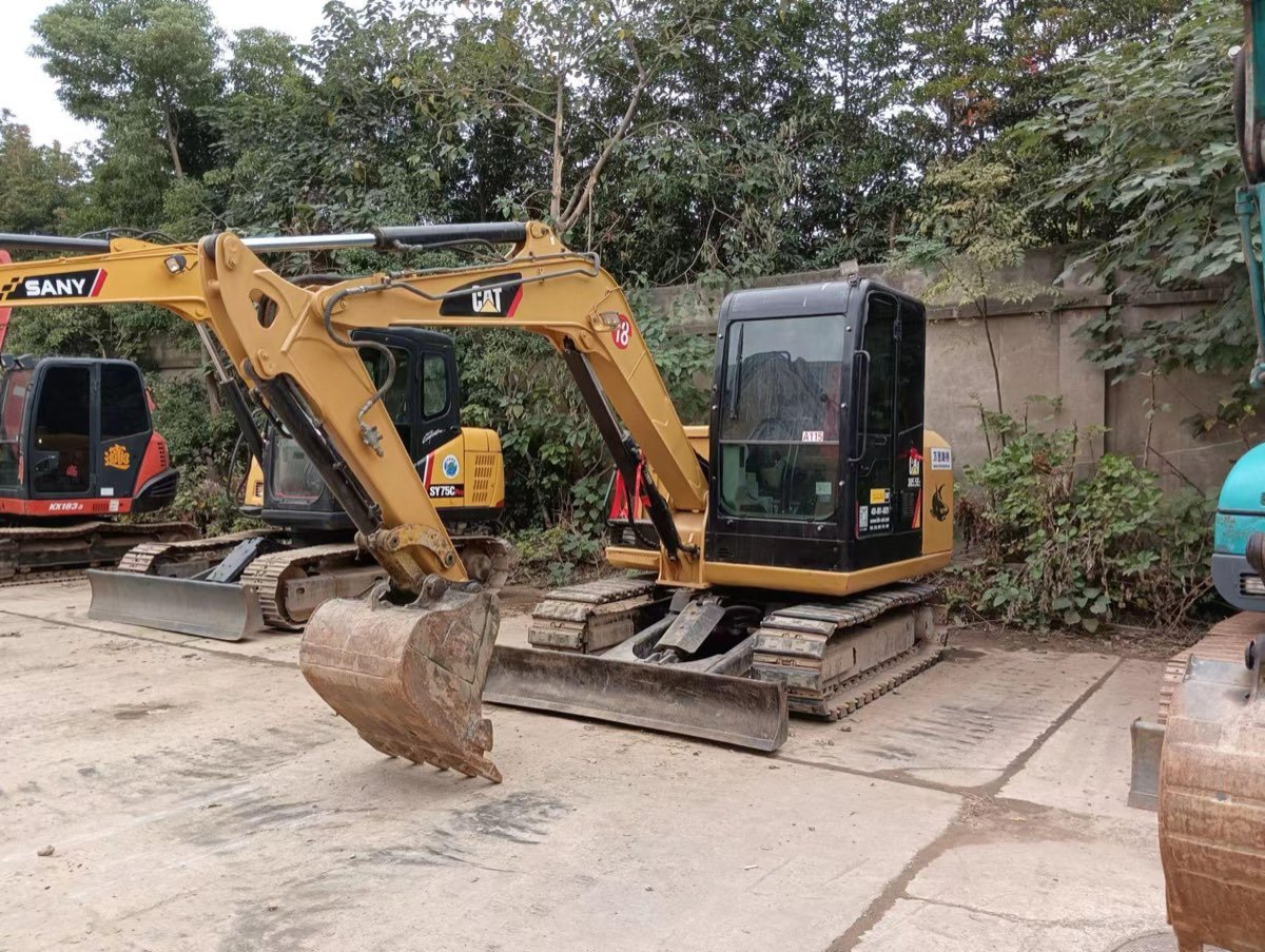 Used Caterpillar CAT 305 Tracked Excavator photo 4
