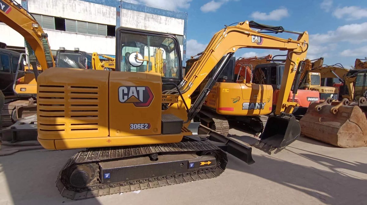Used Caterpillar CAT306E2 Tracked Excavator