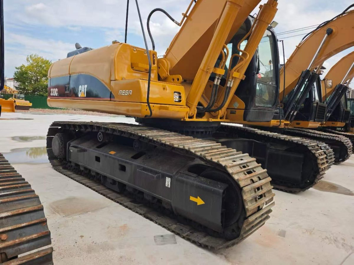 Used Caterpillar CAT 330CL Tracked Excavator photo 3