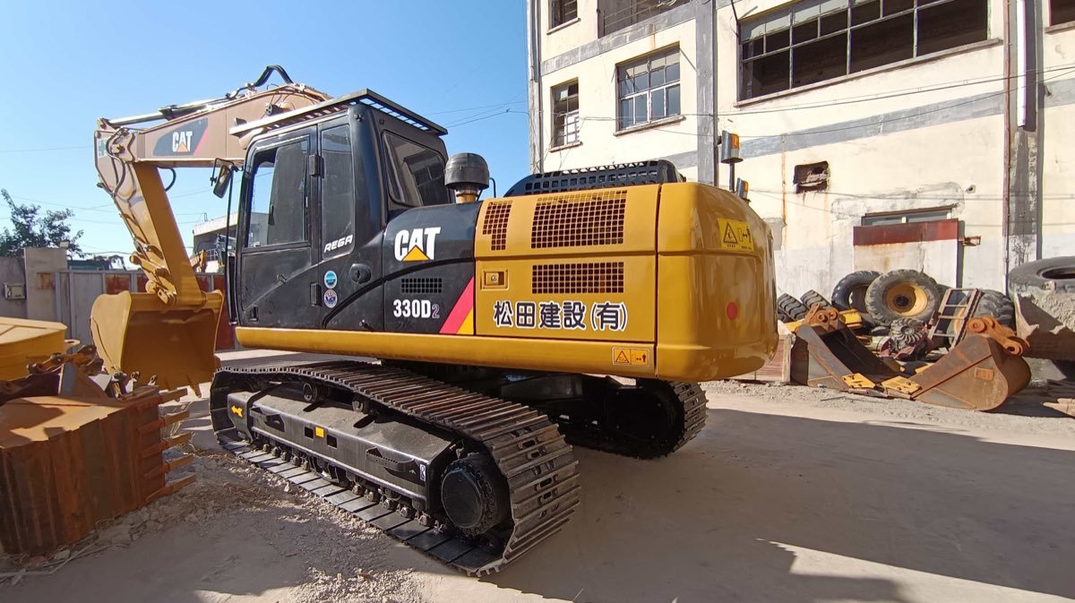Used Caterpillar CAT 330D2 Tracked Excavator