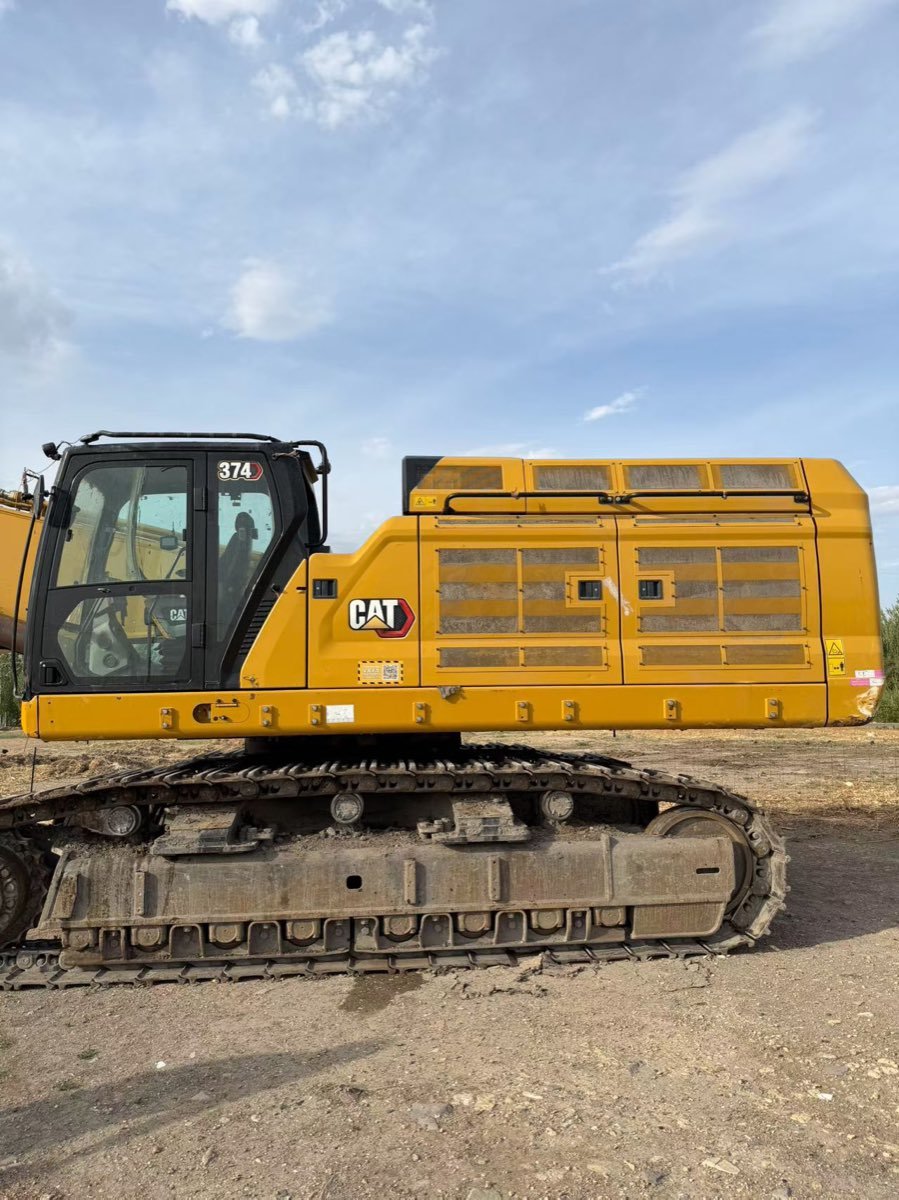 Used Caterpillar CAT 352 Tracked Excavator