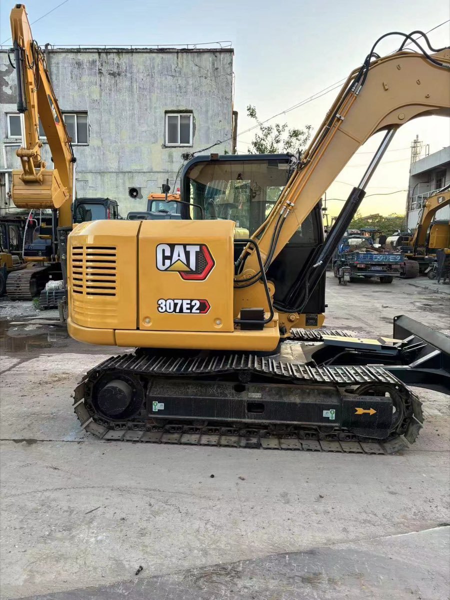 Used Caterpillar Stock 307 Tracked Excavator photo 3