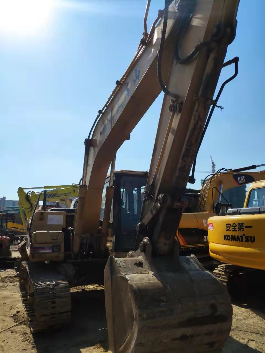 Used Caterpillar Stock 312 Tracked Excavator photo 2