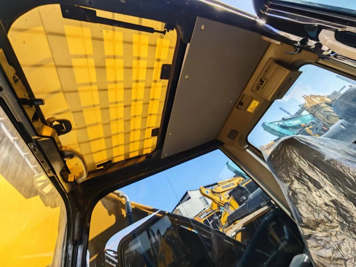 Used Caterpillar Stock 329 Tracked Excavator photo 3