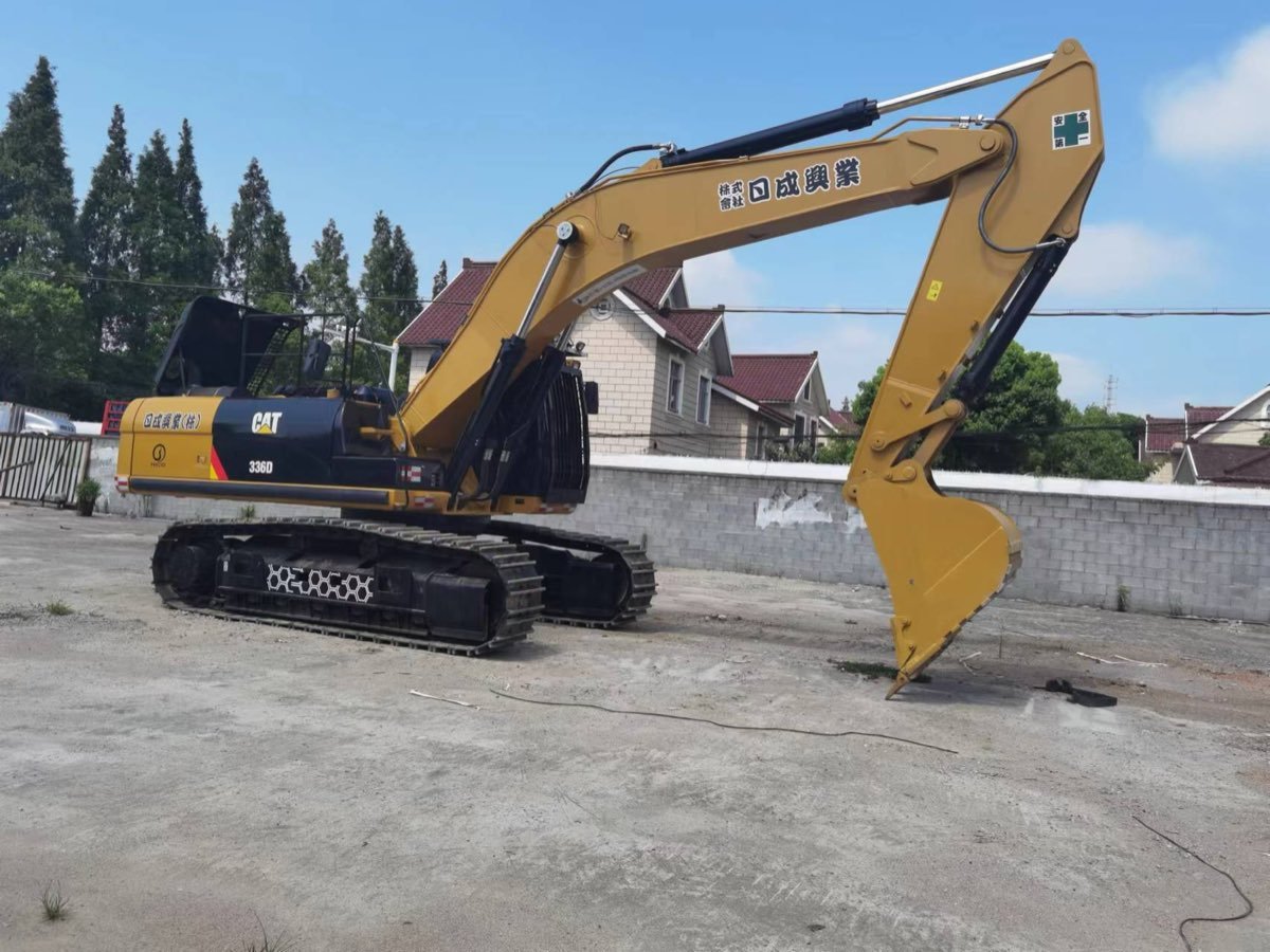 Used Caterpillar Stock 336 Tracked Excavator photo 2