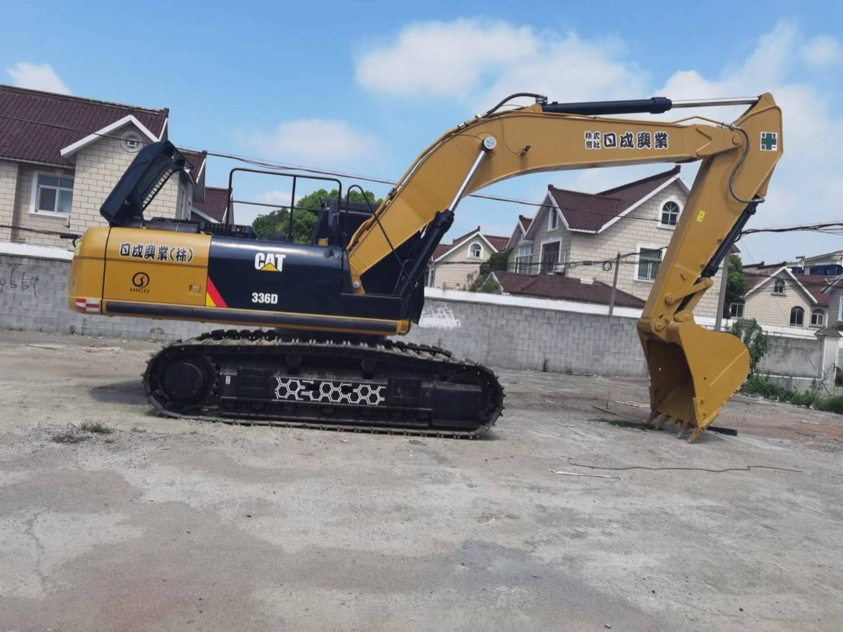 Used Caterpillar Stock 336 Tracked Excavator photo 3