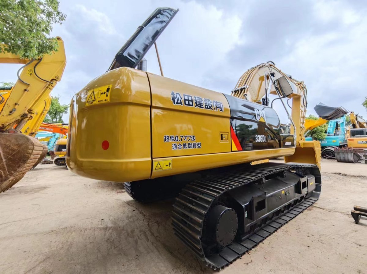 Used Caterpillar Stock 336 Tracked Excavator photo 4
