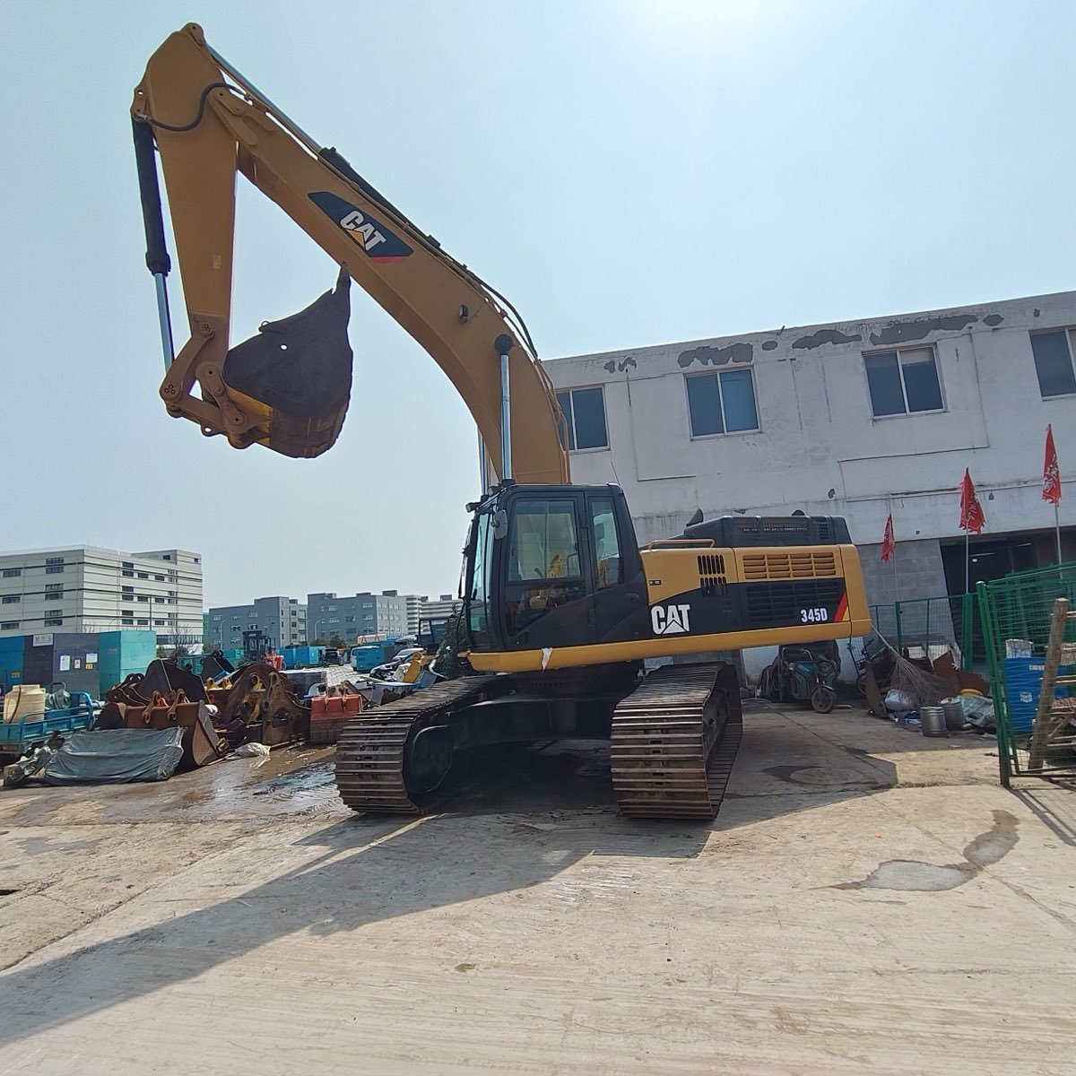 Used Caterpillar Stock 345 Tracked Excavator photo 2