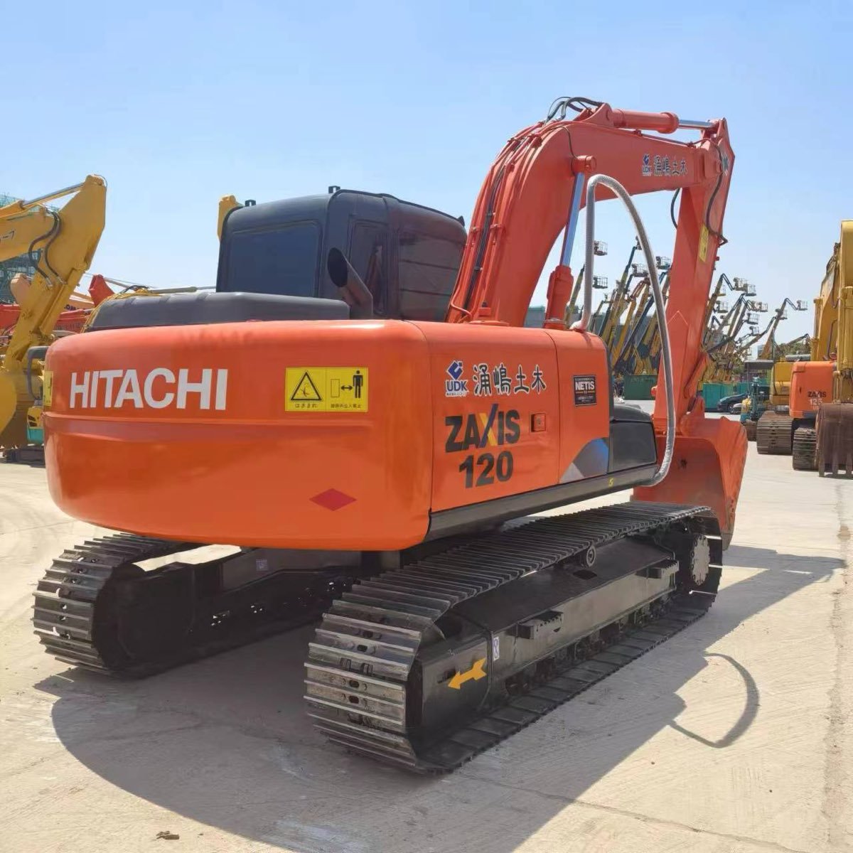 Used Hitachi ZX-120-tracked-excavator photo 3