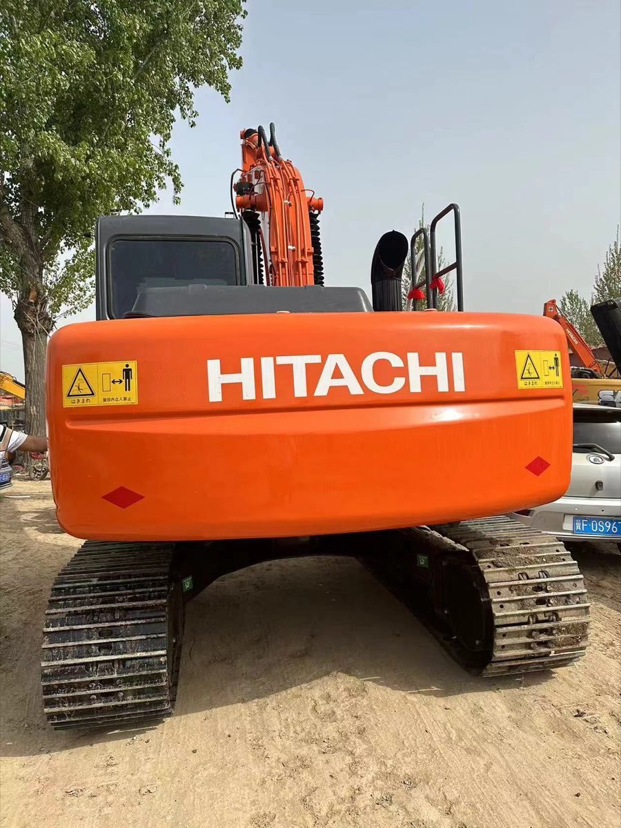 Used Hitachi ZX130-tracked-excavator photo 4