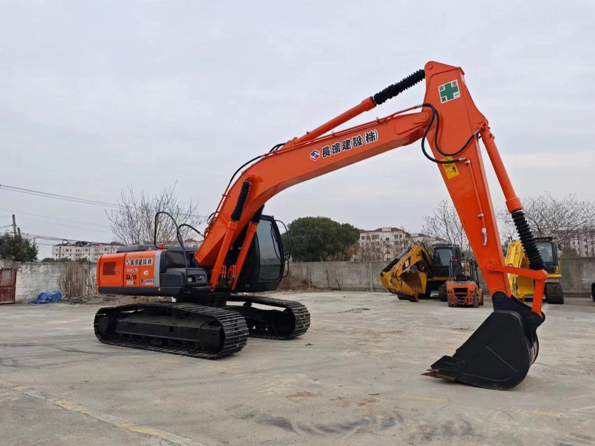 Used Hitachi ZX200 Tracked Excavator
