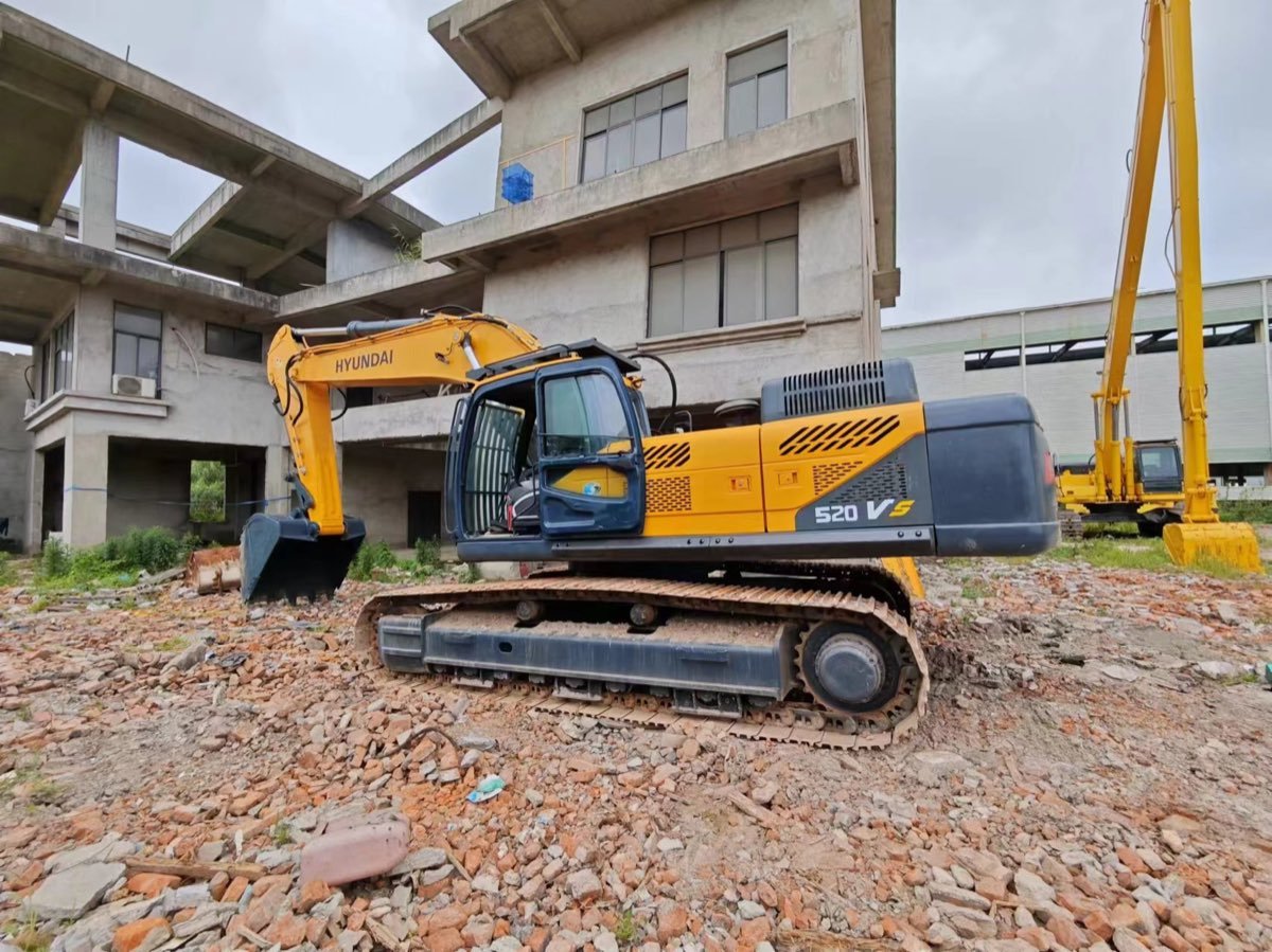 Used Hyundai 520LC-9 Tracked Excavator