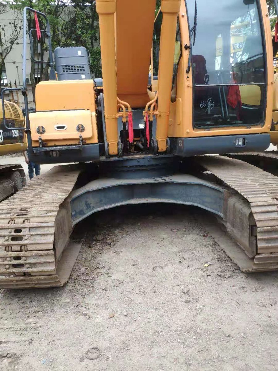 Used Hyundai Stock 215 Tracked Excavator photo 3