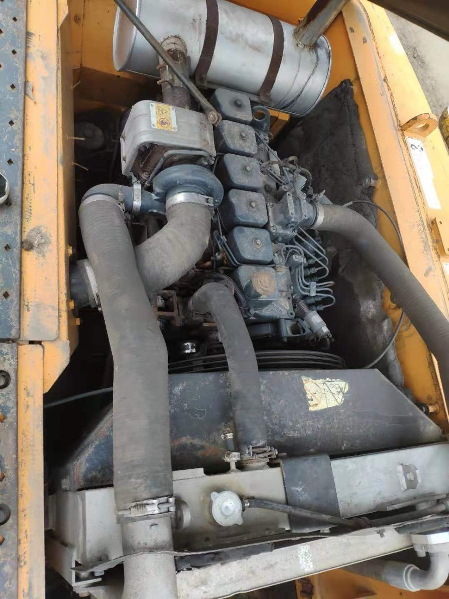 Used Hyundai Stock 215 Tracked Excavator photo 4