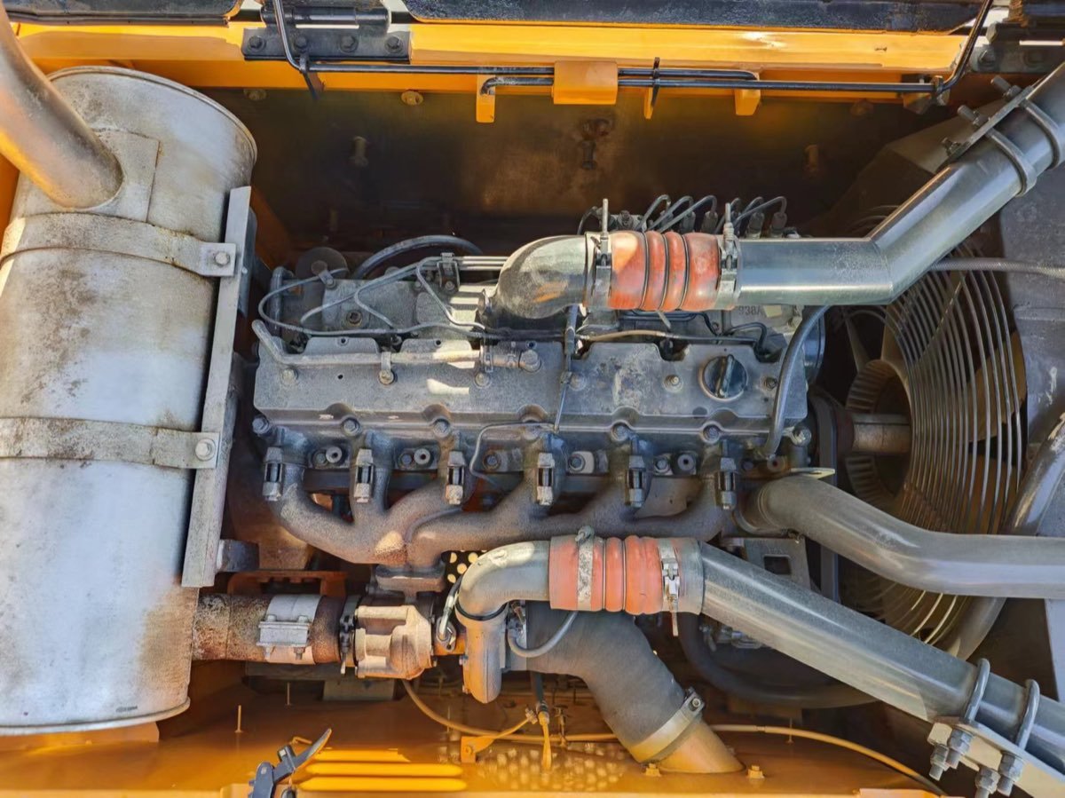 Used Hyundai Stock 330 Tracked Excavator photo 2