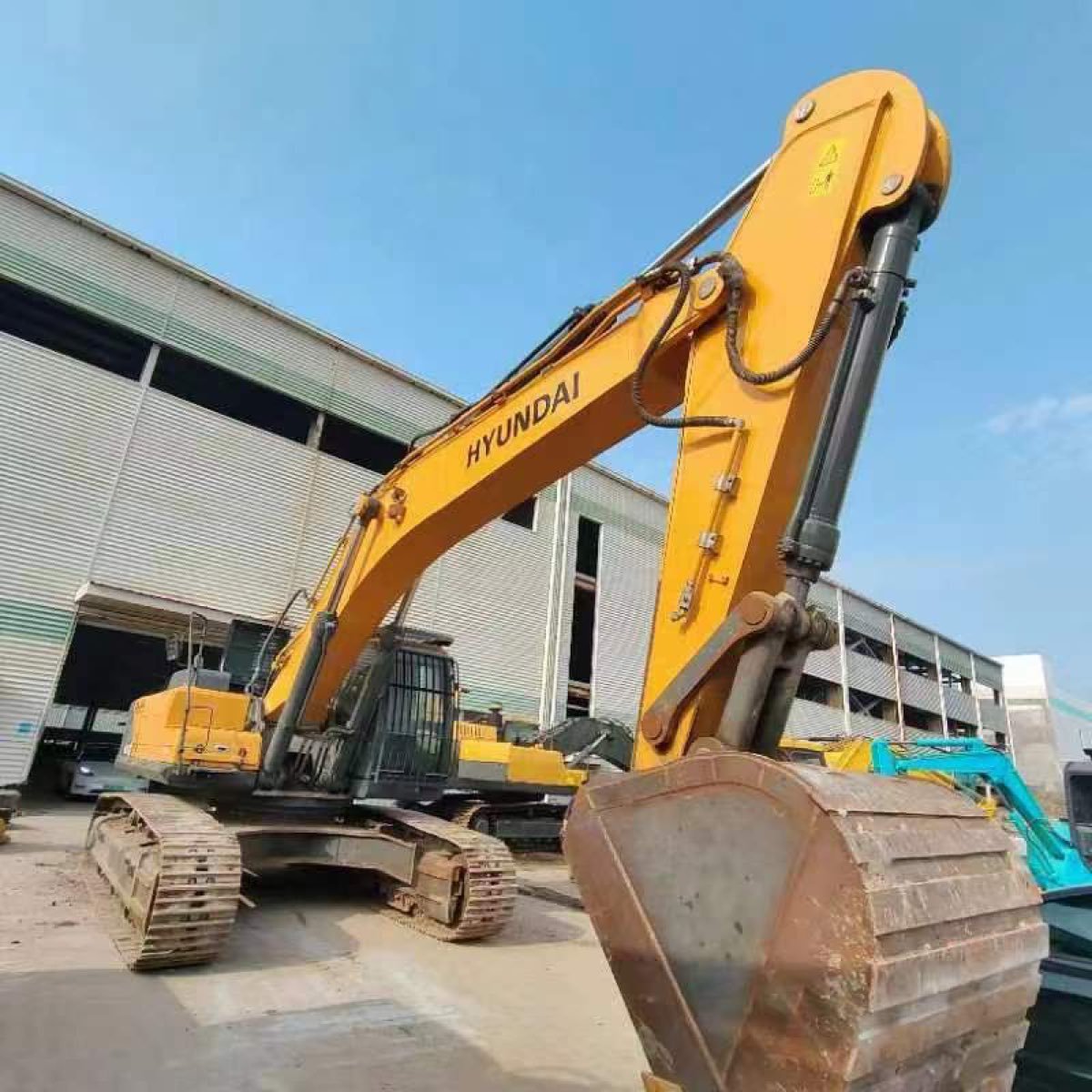 Used Hyundai Stock 520 Tracked Excavator photo 2