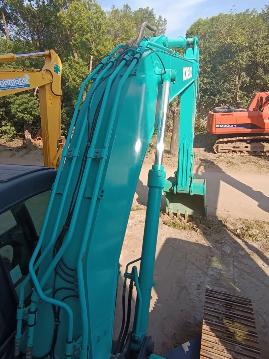 Used Kobelco SK-210 Tracked Excavator