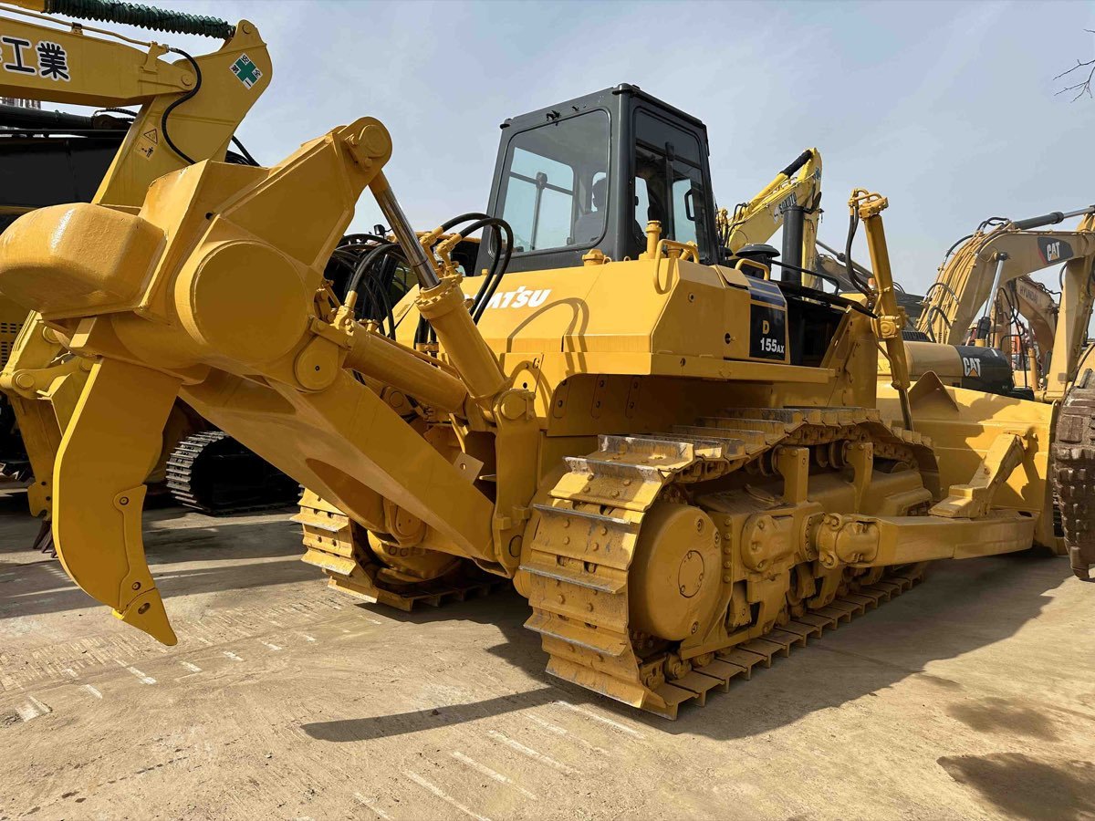 Used Komatsu D155A-5 Bulldozer
