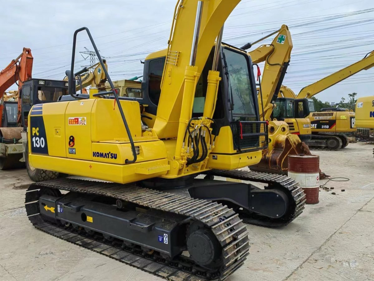 Used Komatsu PC-130-7 Tracked Excavator