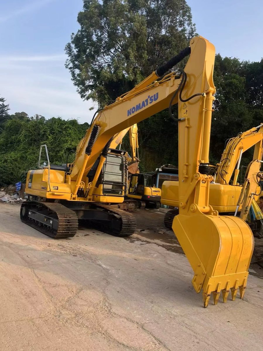 Used Komatsu PC-200-7 Tracked Excavator