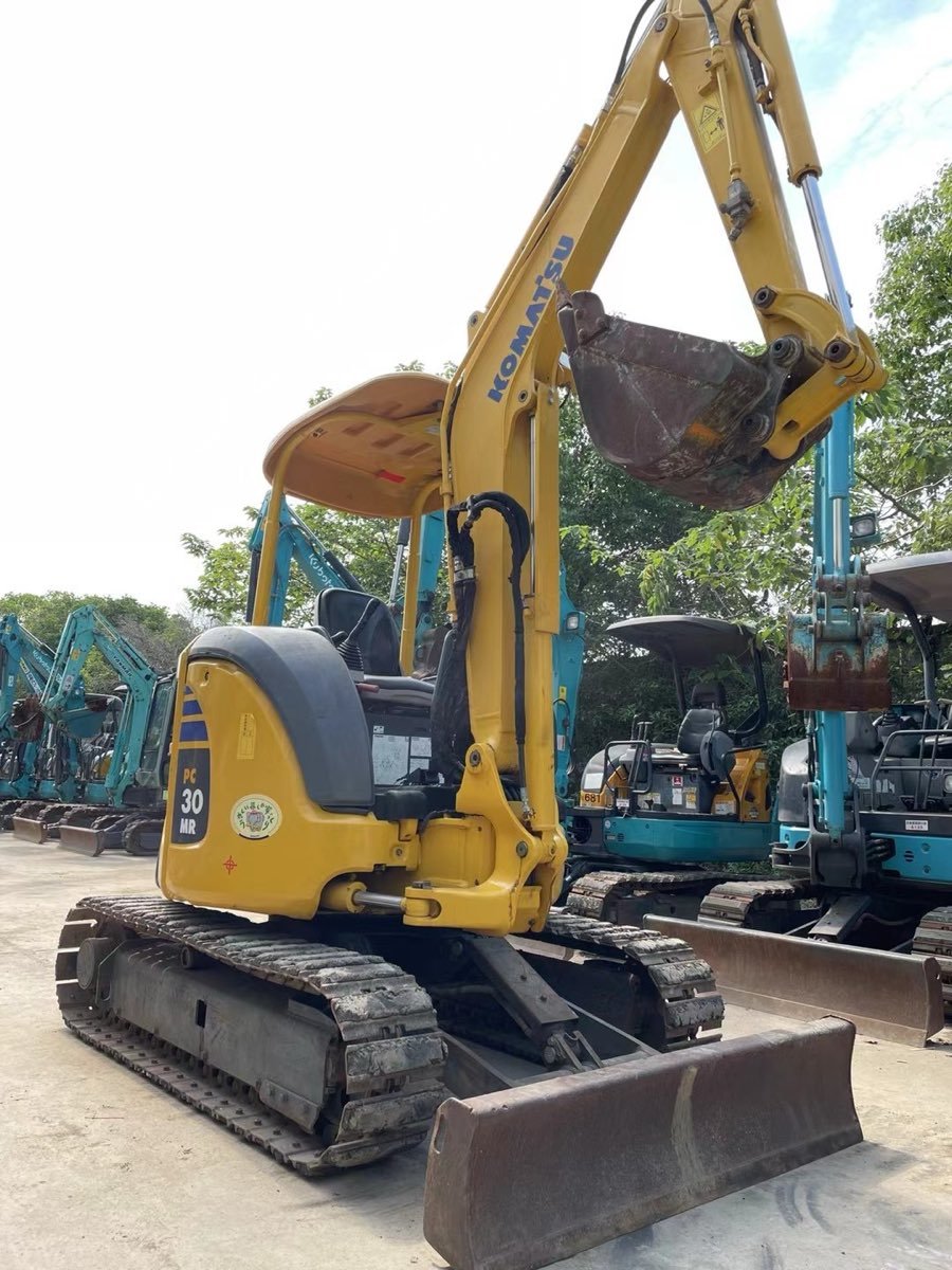 Used Komatsu PC-30-35 Tracked Excavator