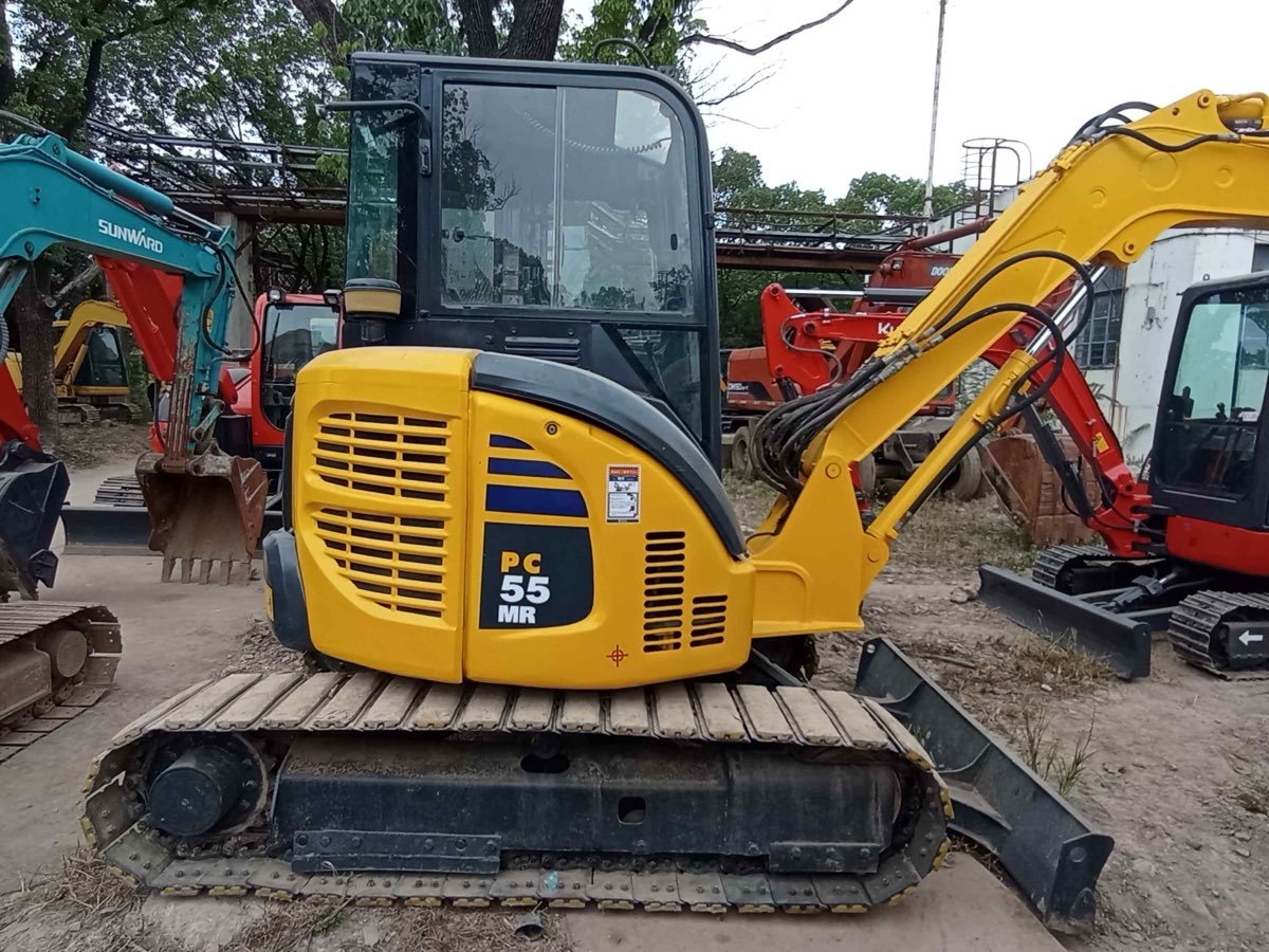 Used Komatsu PC-55-MR-tracked-excavator photo 2