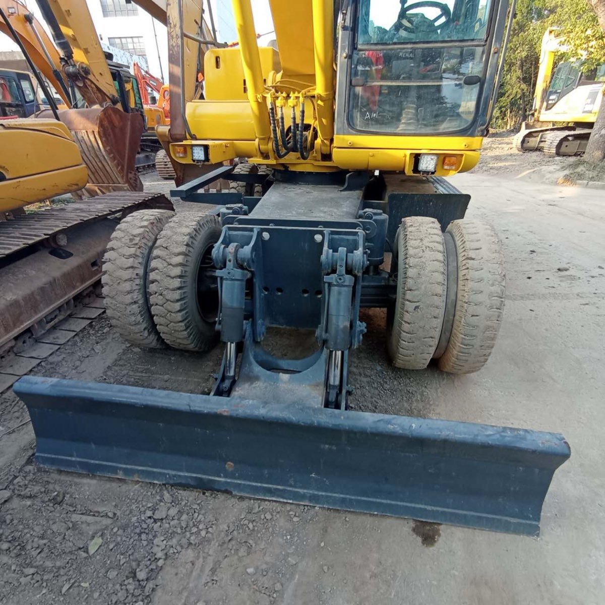 Used Komatsu PC150W Wheel Excavator