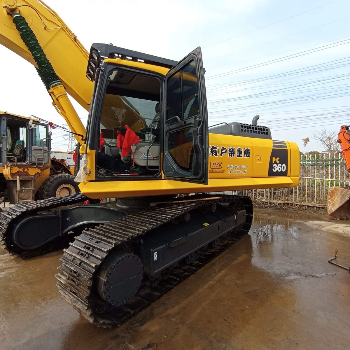Used Komatsu PC360-7-tracked-excavator photo 4