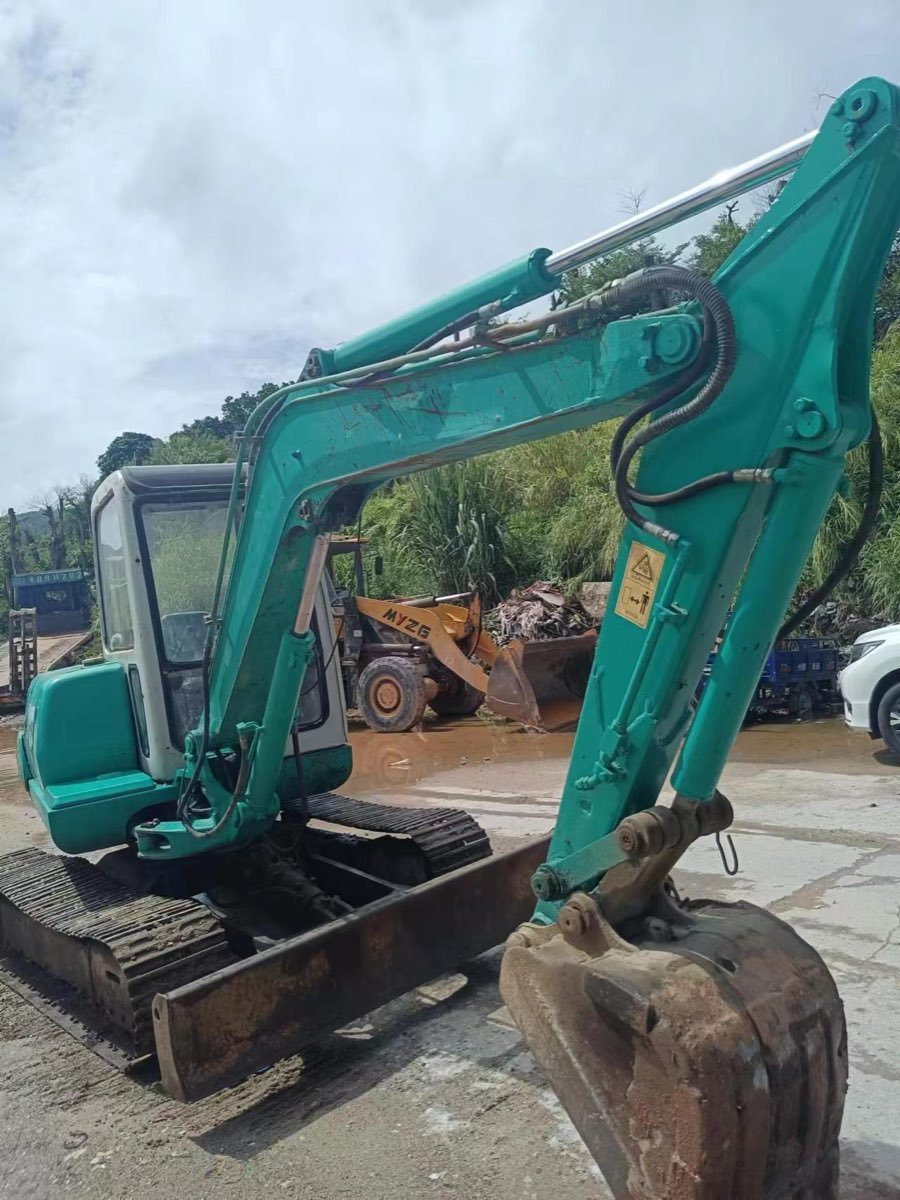 Used Komatsu PC45-7-tracked-excavator photo 2