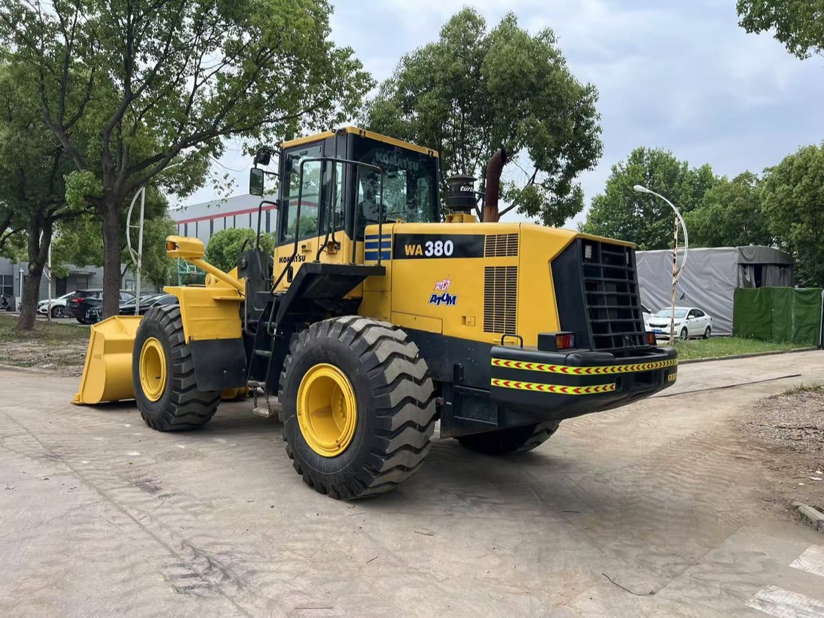 Used Komatsu WA380 Wheel Loader