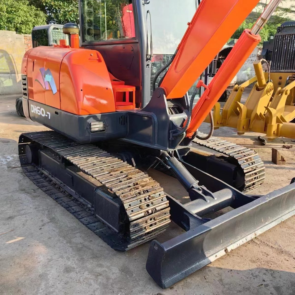 Used Doosan DH-60-7 Tracked Excavator