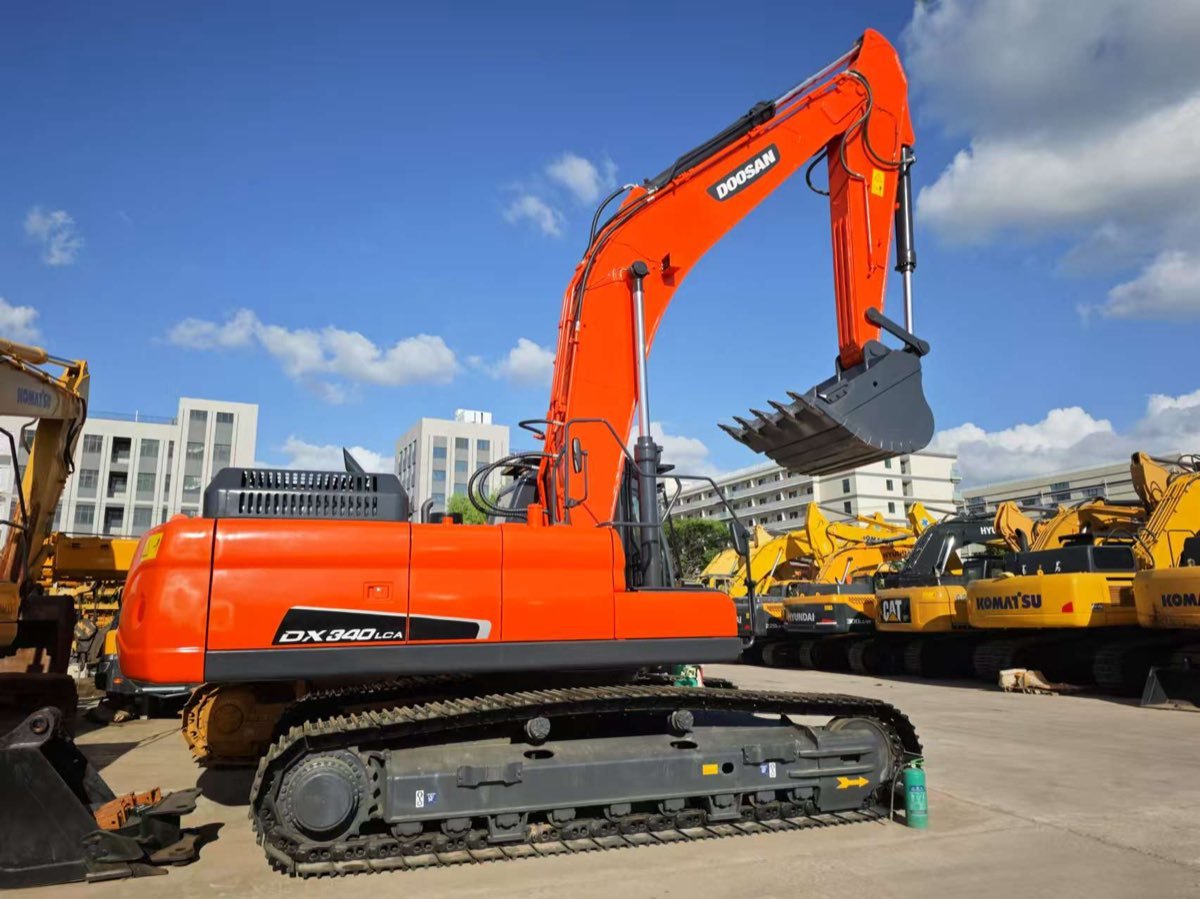 Used Other DX340-tracked-excavator photo 2