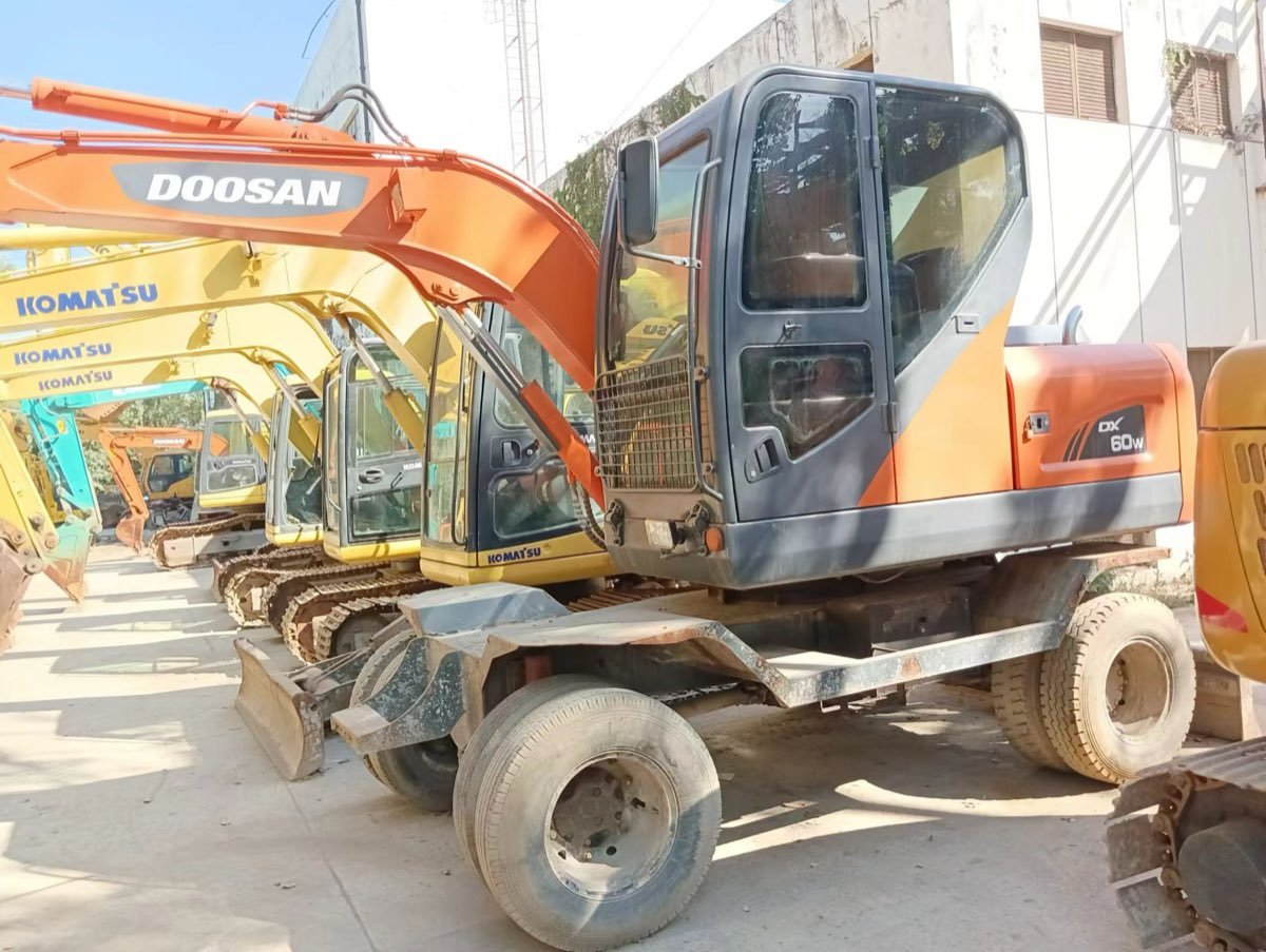 Used Other DX60-tracked-excavator photo 3