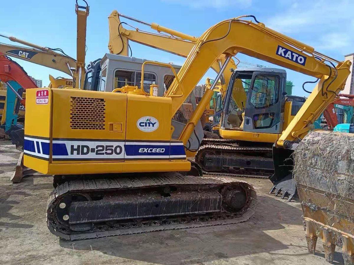 Used Sumitomo HD-250-7 Tracked Excavator