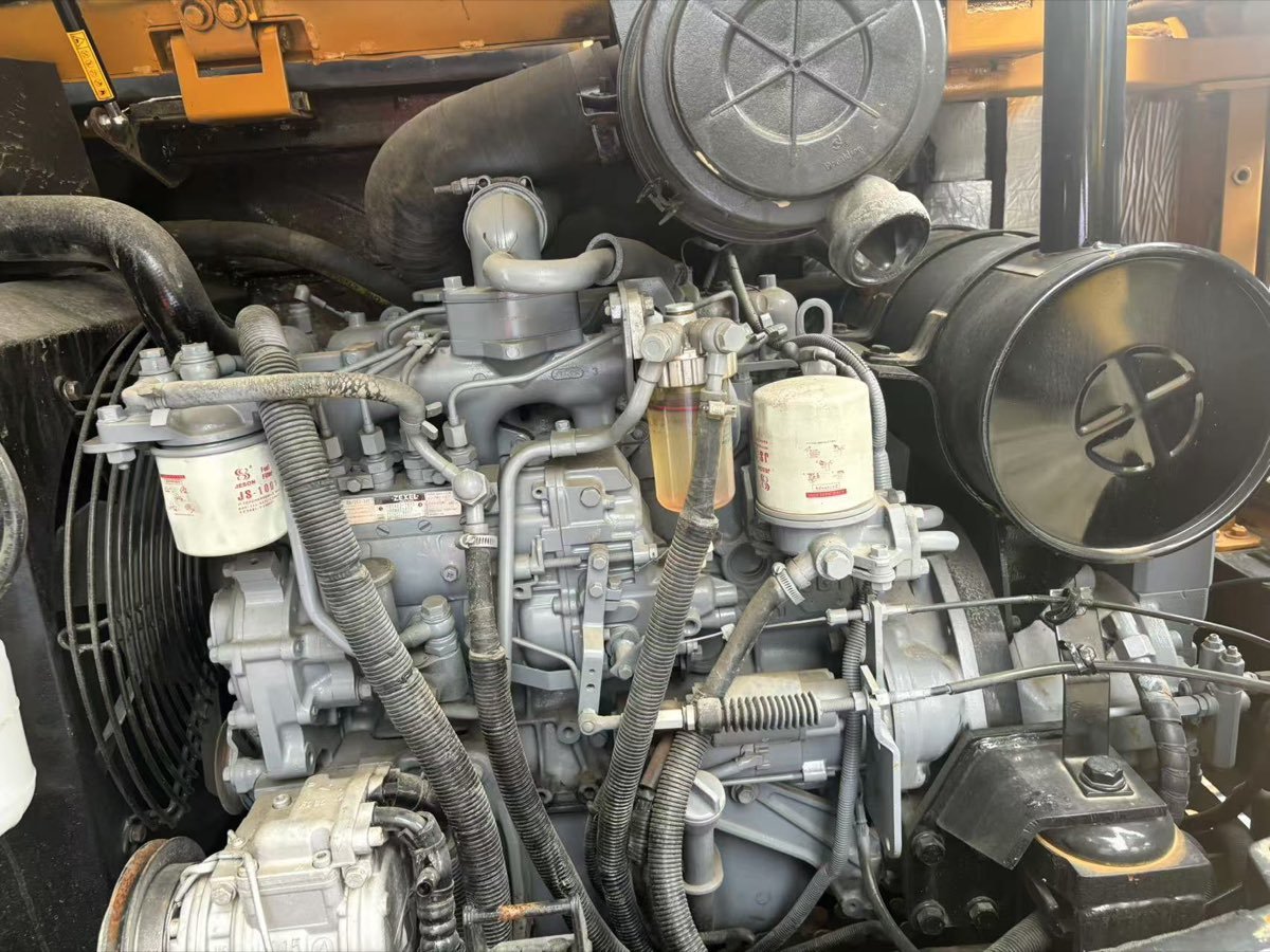 Used SANY Sany-55-tracked-excavator-01 photo 2