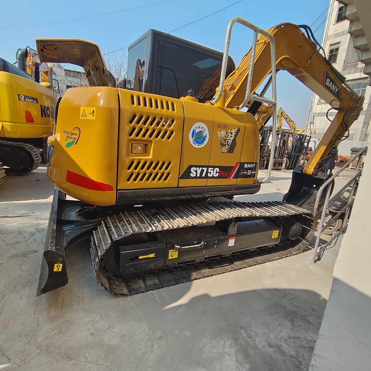Used SANY Sany-75-tracked-excavator-01 photo 2