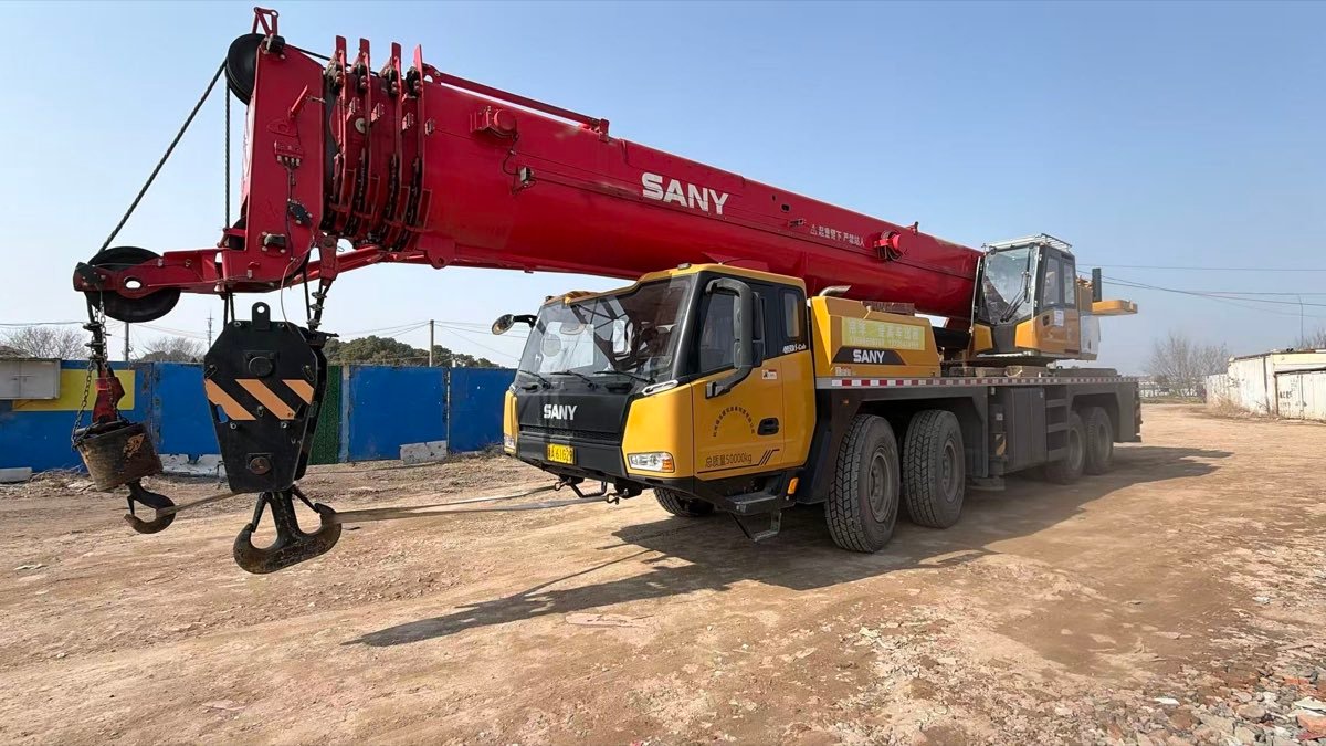 Used SANY STC1000C5-8 All-Terrain Crane