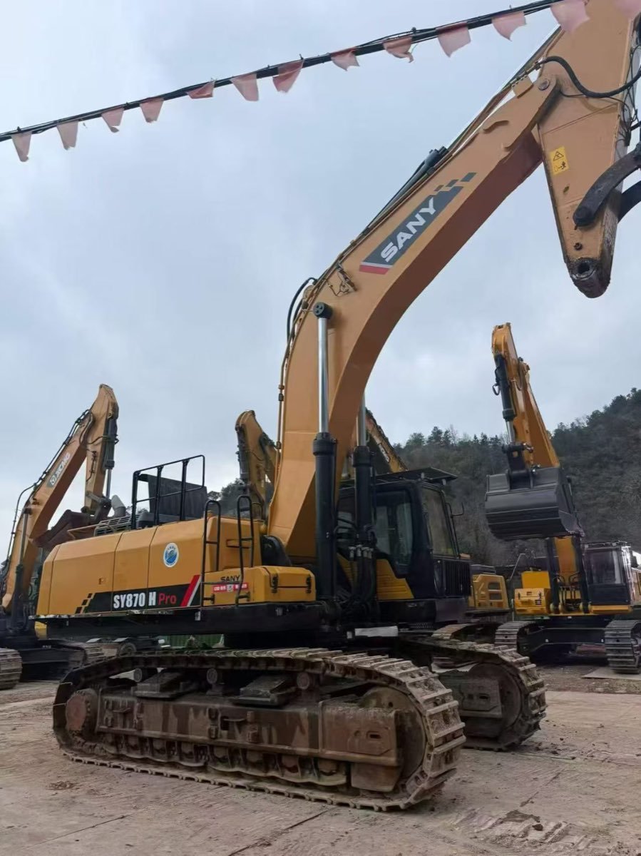 Used SANY SY870H Tracked Excavator
