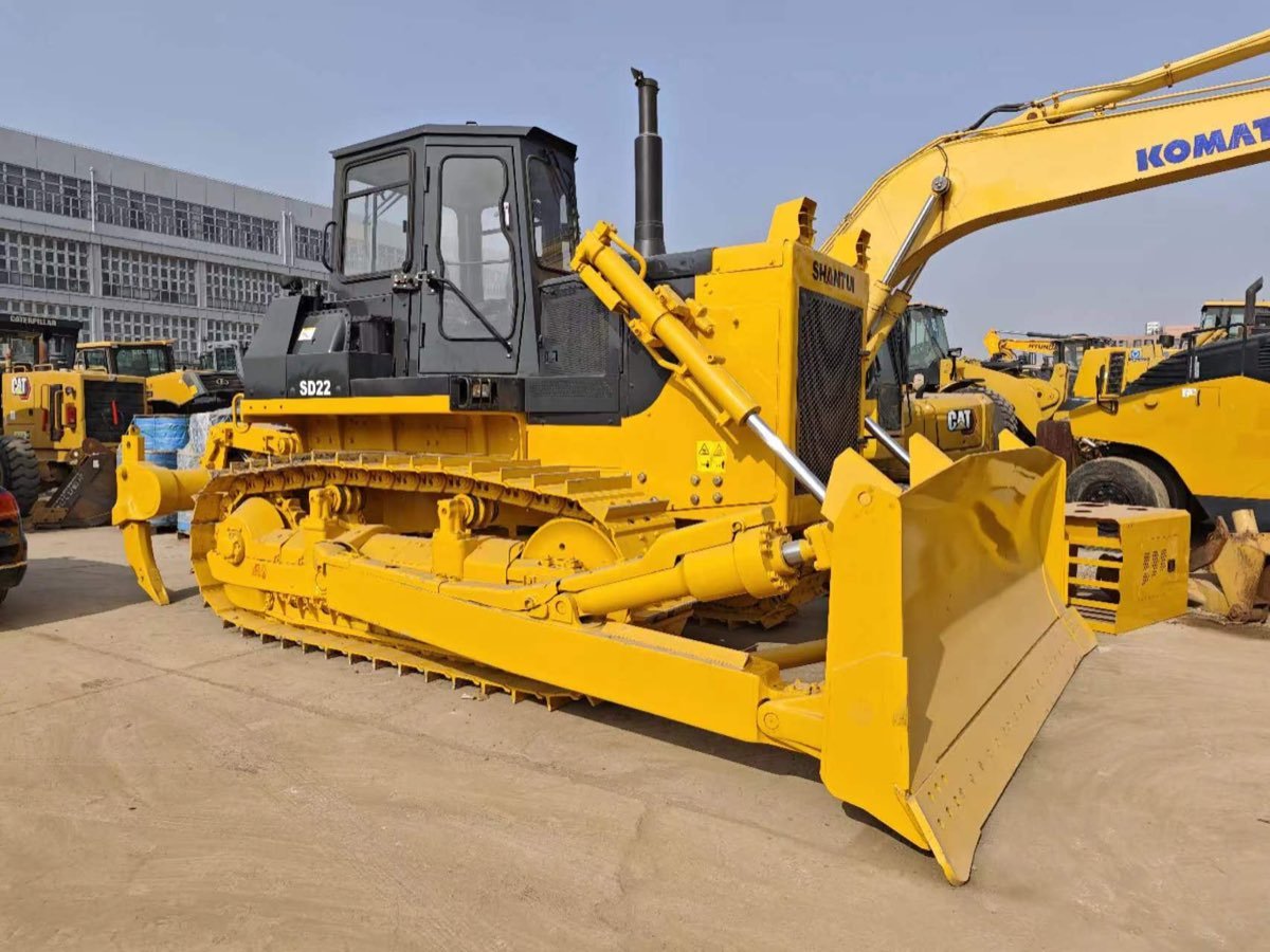 Used Shantui SD22 Bulldozer