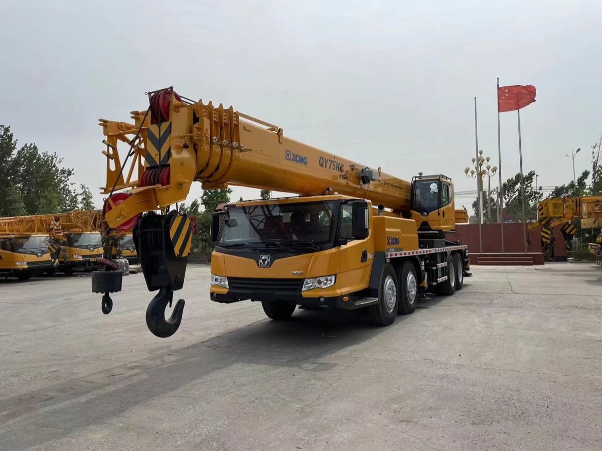 Used XCMG QY70KC Truck Crane