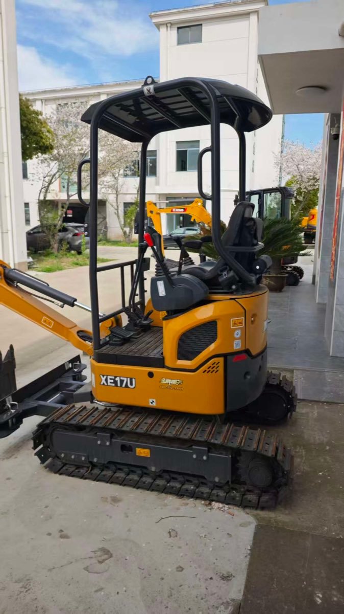 Used XCMG XE17U-tracked-excavator-01 photo 2